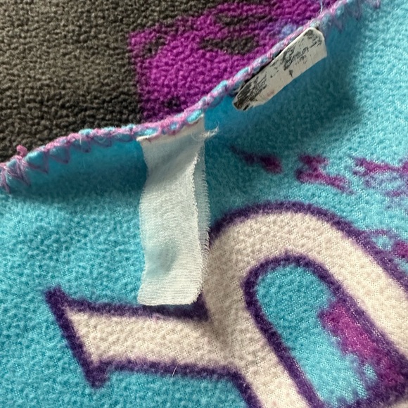 2011 Justin Bieber Bravado Soft Large Throw Blanket Purple Blue Hearts & Stars - Picture 10 of 12